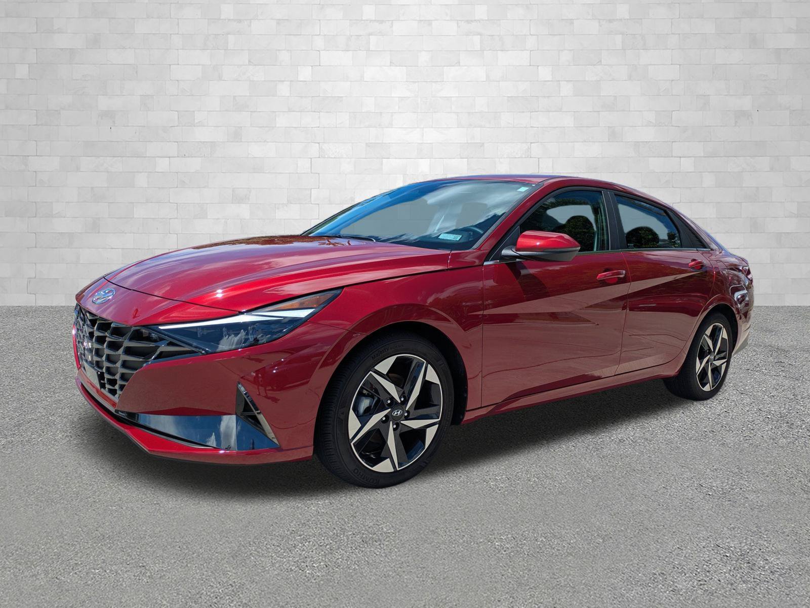 Certified 2023 Hyundai Elantra Limited w/ Cargo Package FWD image 5