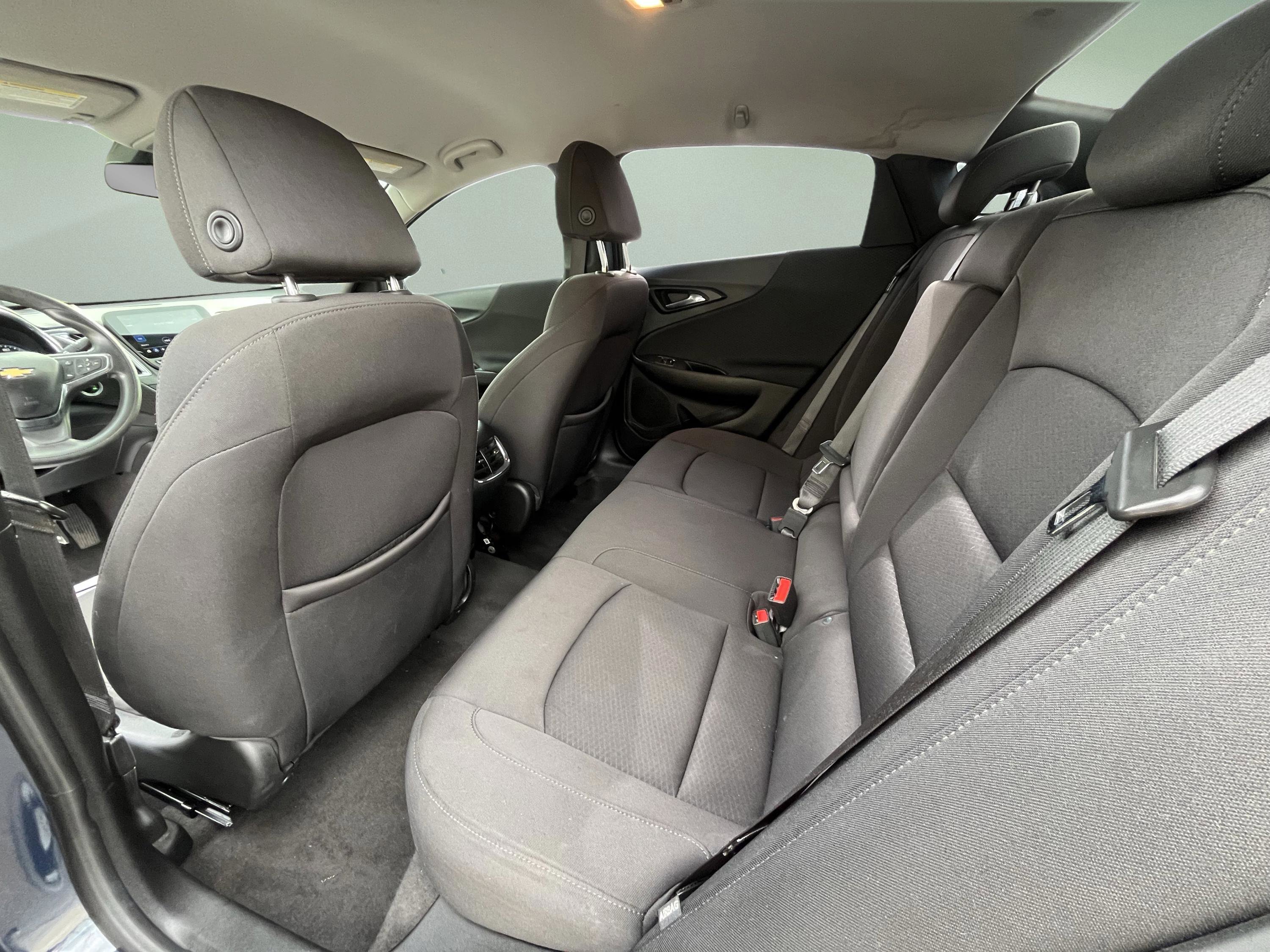 Used 2020 Chevrolet Malibu LT image 23