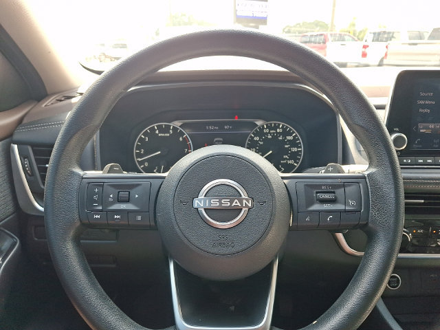 Used 2023 Nissan Rogue S FWD image 19