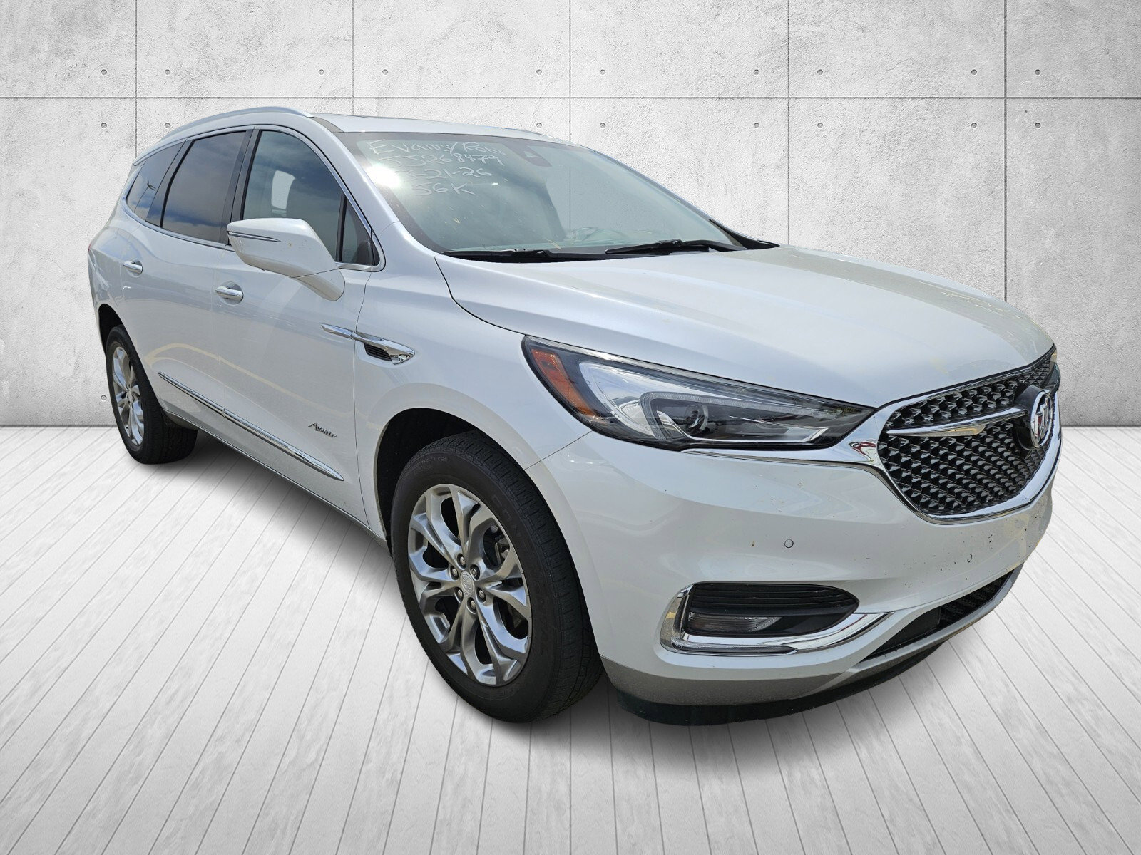 Used 2018 Buick Enclave Avenir w/ Avenir Technology Package image 3