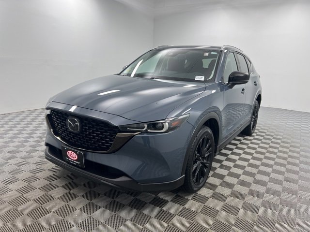 Used 2022 MAZDA CX-5 Carbon Edition image 2
