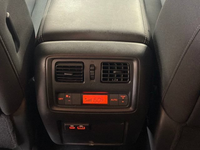 Used 2020 Nissan Pathfinder SV FWD image 17