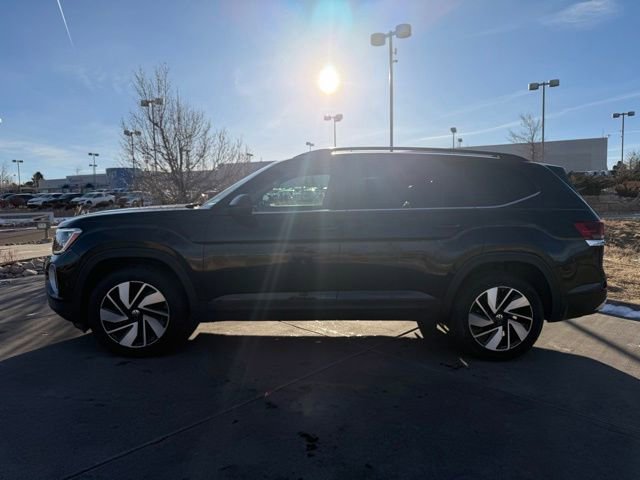 Used 2024 Volkswagen Atlas SE image 4