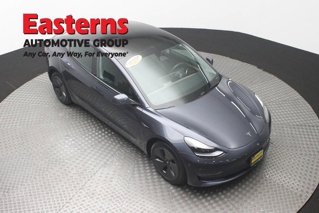 Used 2023 Tesla Model 3 Standard Range RWD image 3