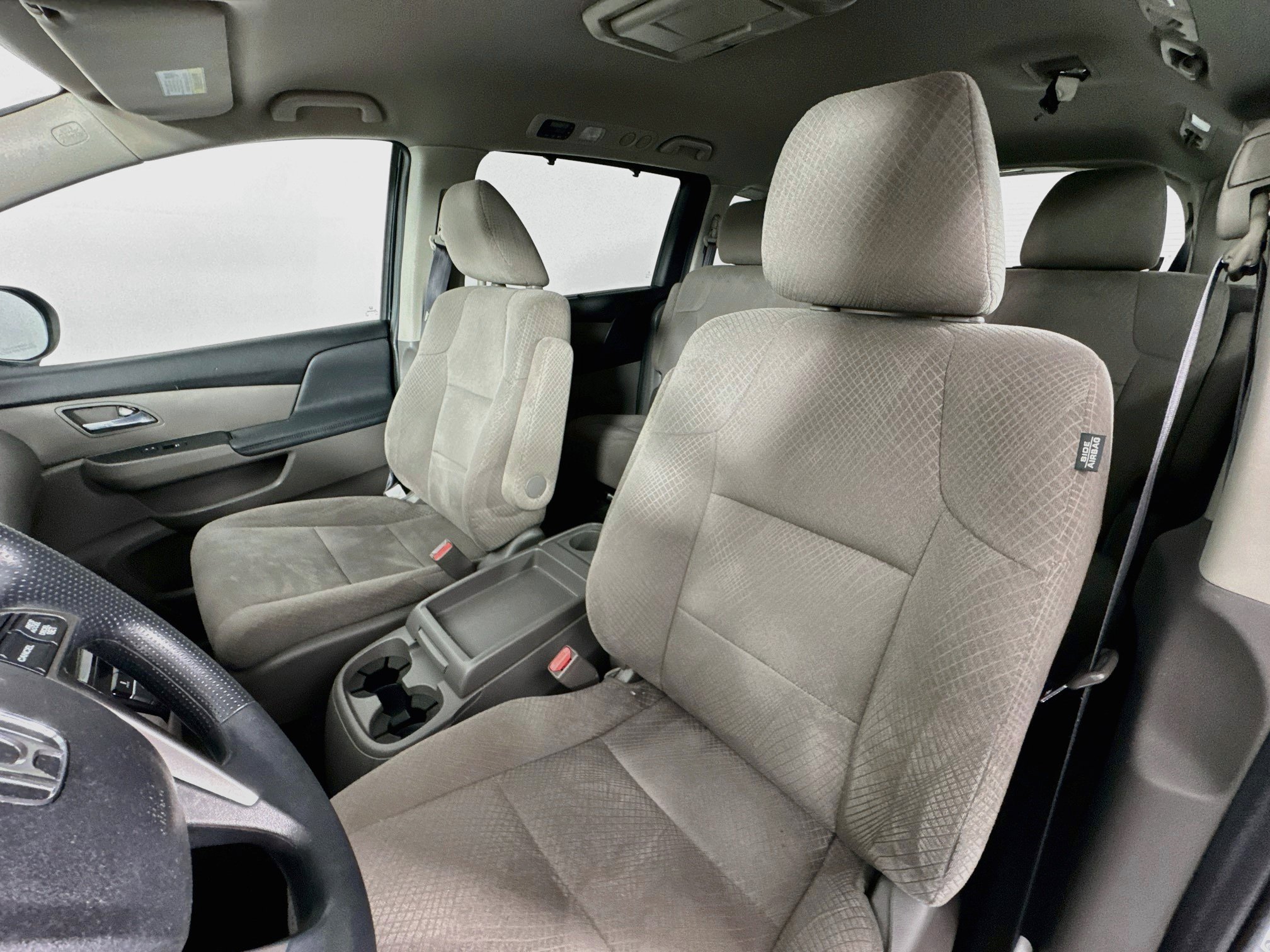 Used 2016 Honda Odyssey SE image 19