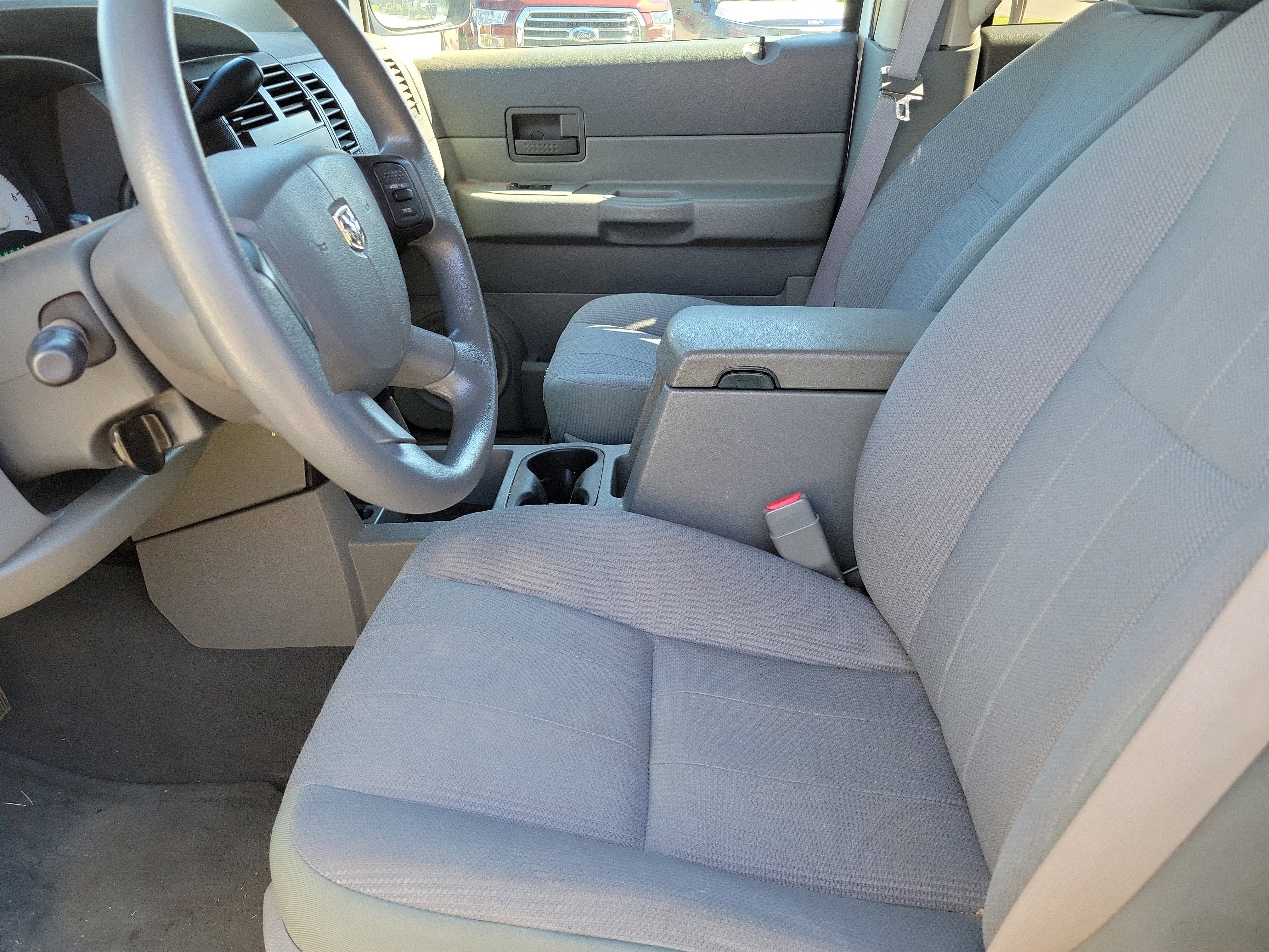 Used 2006 Dodge Durango SXT image 3