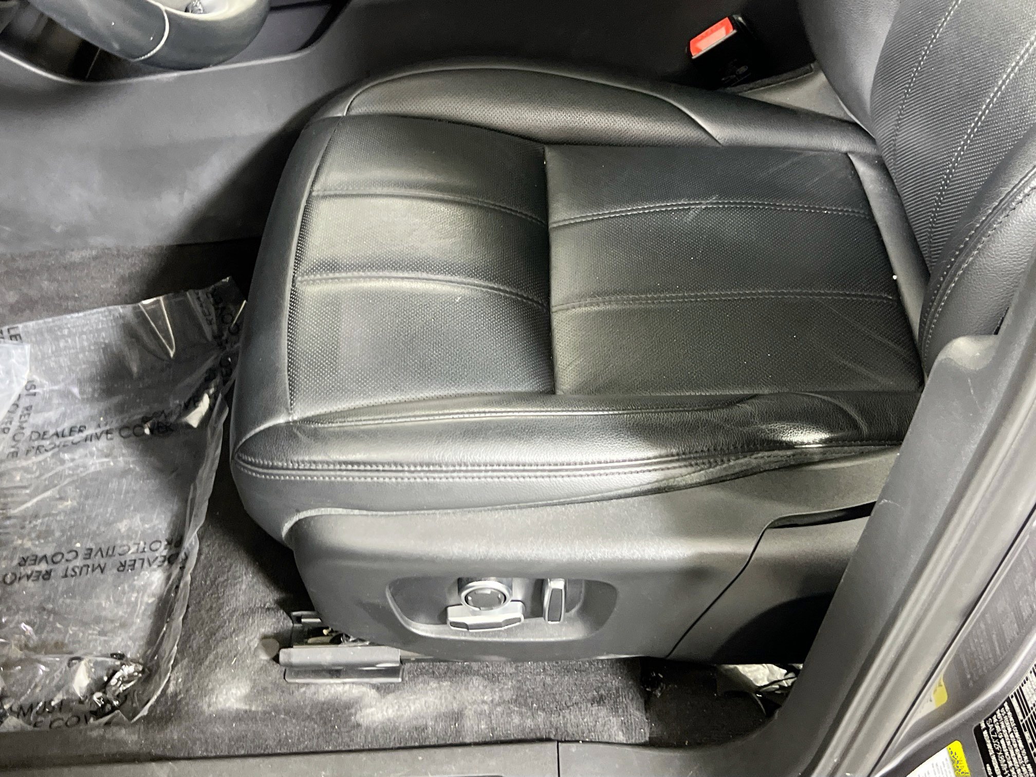 Used 2021 Land Rover Range Rover Evoque S image 18