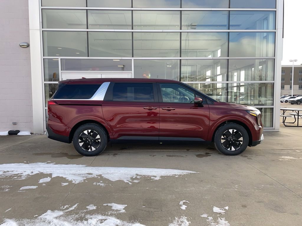 New 2026 Kia Carnival LXS image 4