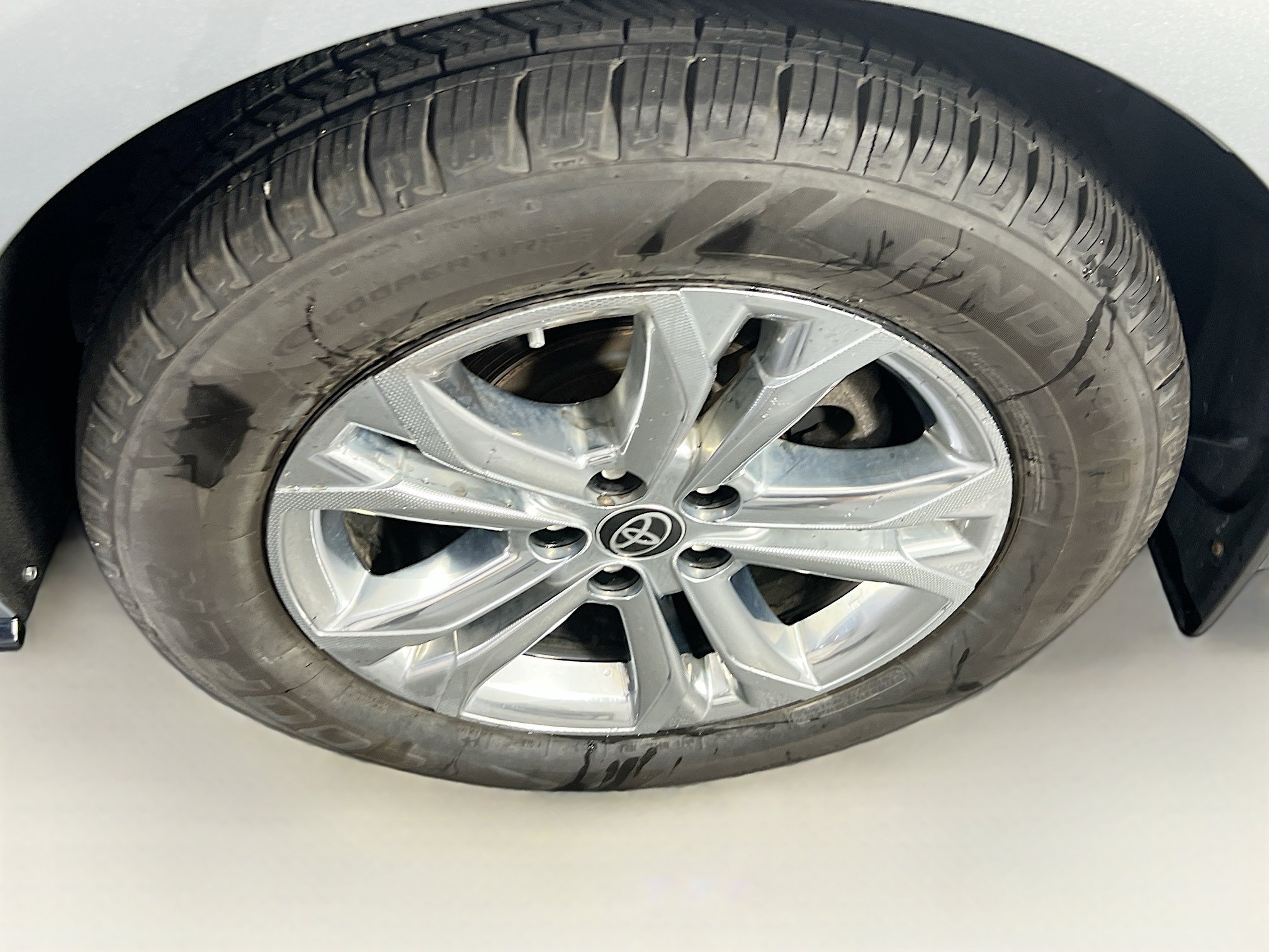 Used 2021 Toyota Sienna Platinum AWD/4WD image 34