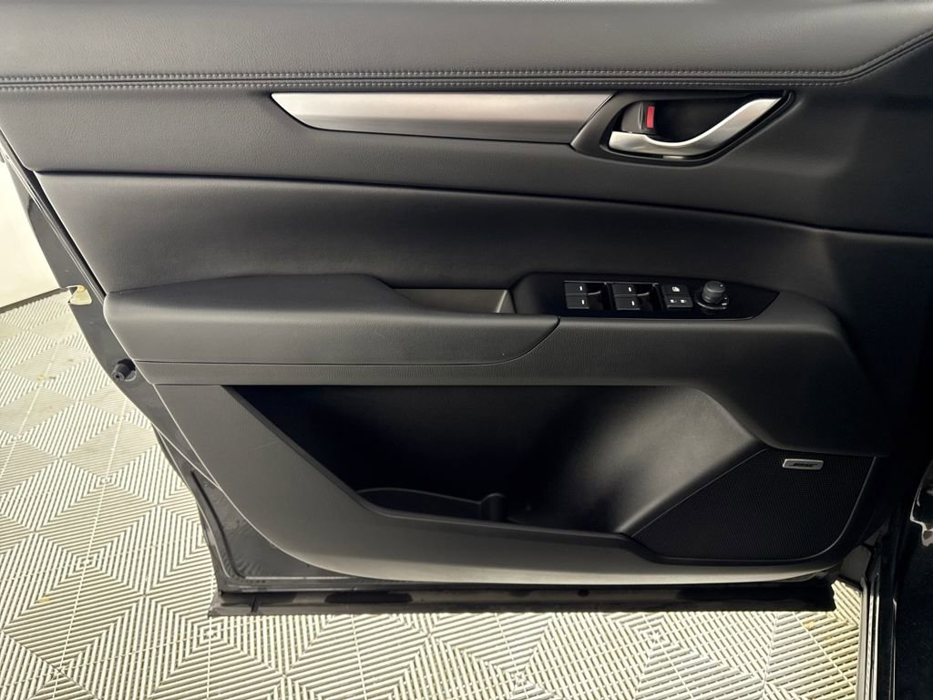 Used 2019 MAZDA CX-5 Touring image 10