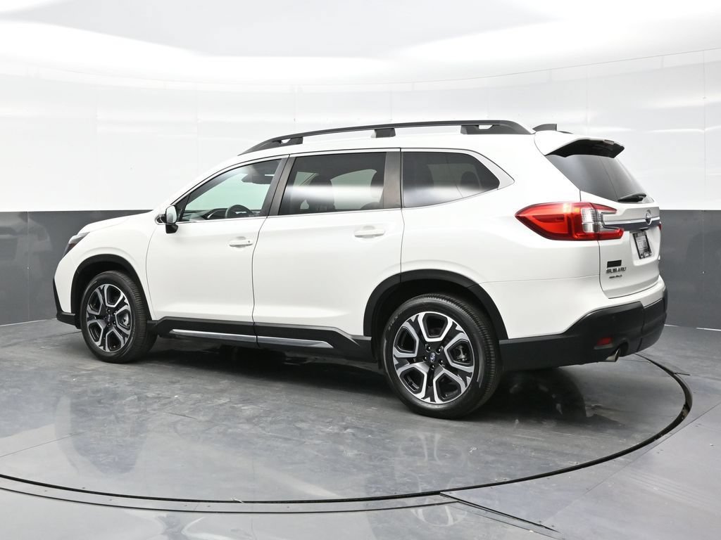 Used 2023 Subaru Ascent Limited AWD/4WD image 4