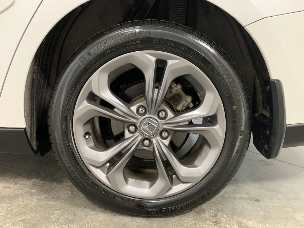 Used 2024 Honda Accord EX image 4