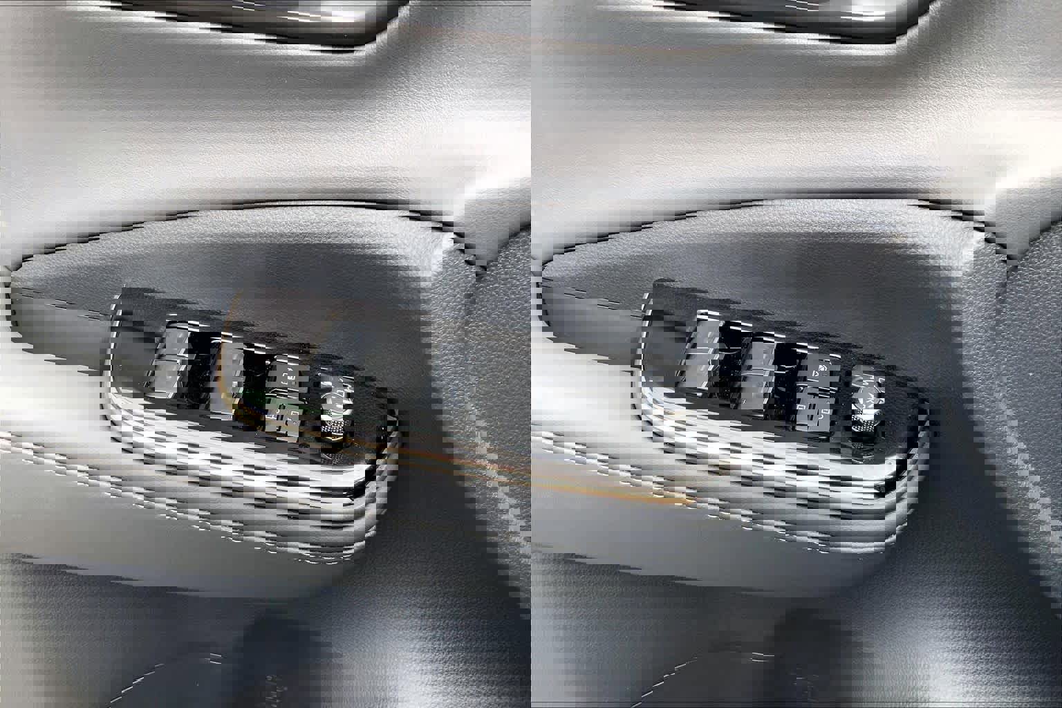 New 2026 Toyota Crown Platinum AWD/4WD image 18