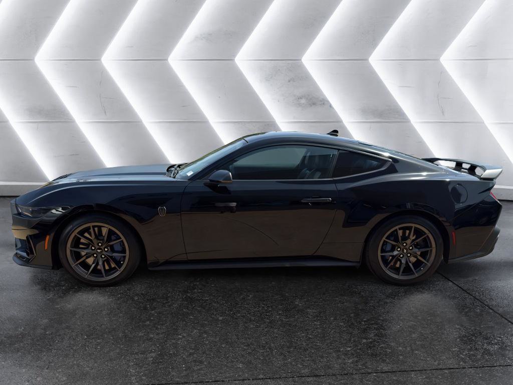 Used 2024 Ford Mustang Dark Horse image 3