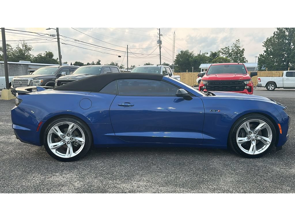 Used 2021 Chevrolet Camaro LT RWD image 7