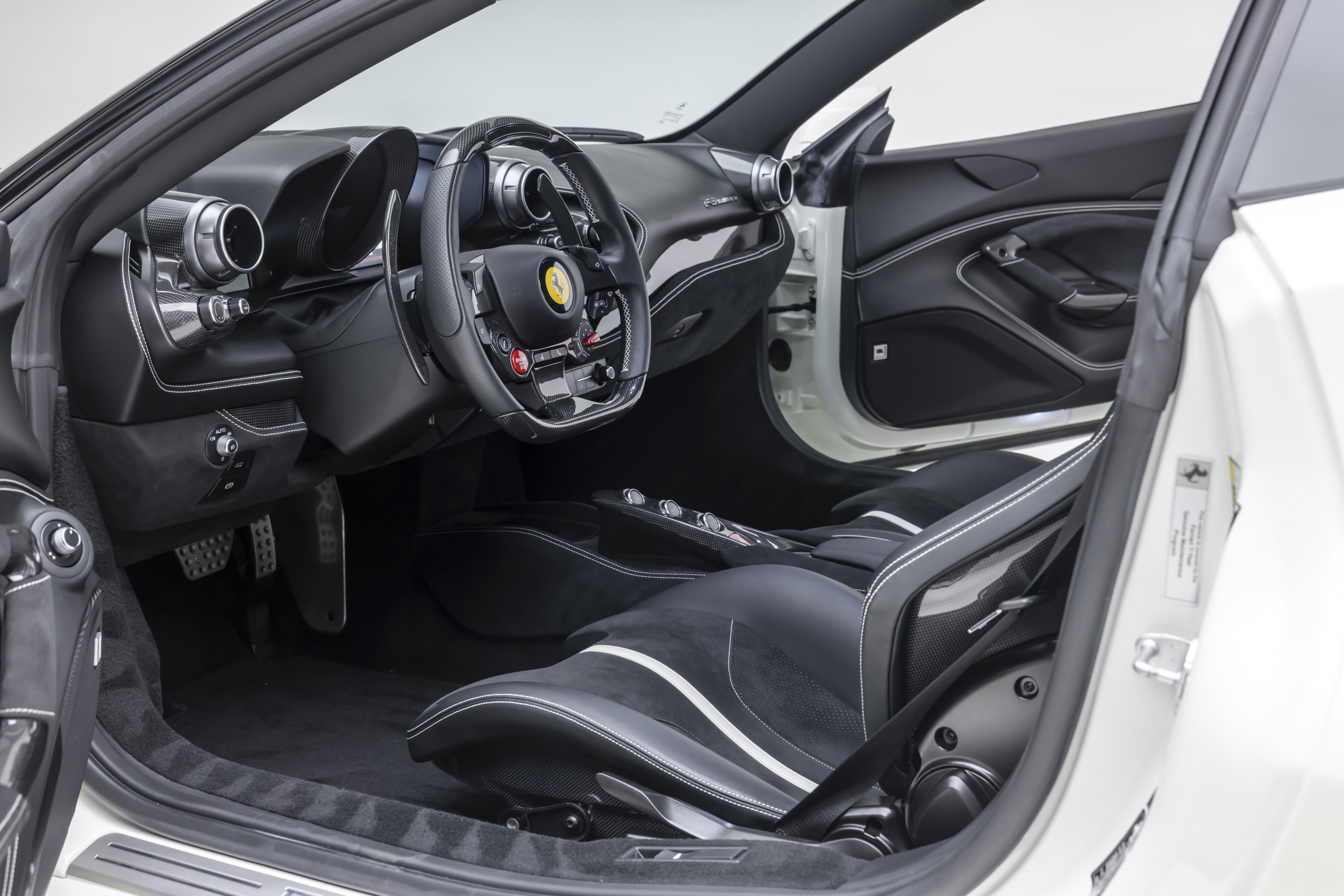Certified 2022 Ferrari F8 Tributo RWD image 64