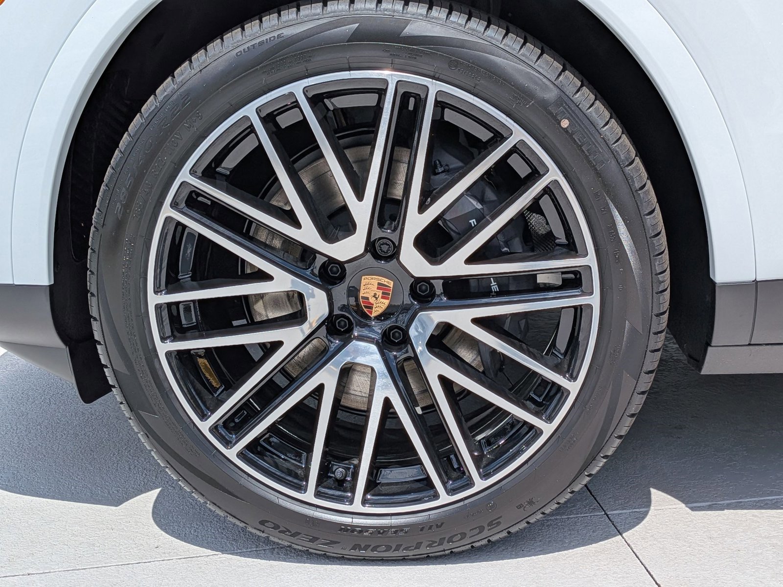 New 2026 Porsche Cayenne AWD/4WD image 28