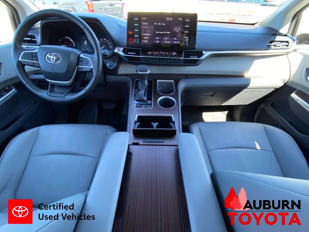 Certified 2023 Toyota Sienna XLE FWD image 31