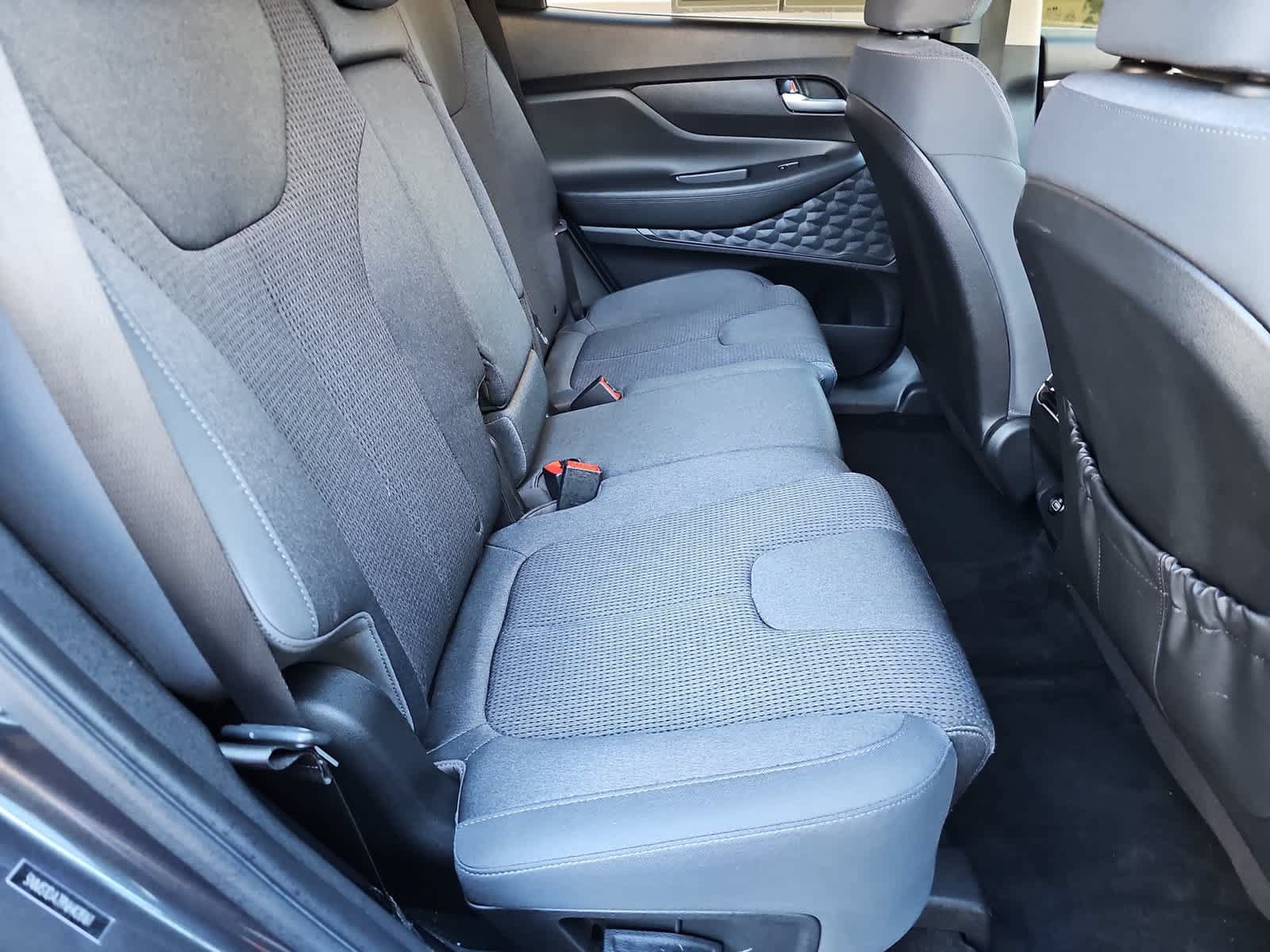 Used 2022 Hyundai Santa Fe SE AWD/4WD image 17