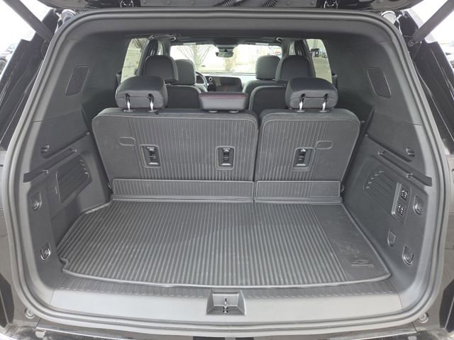 New 2026 Chevrolet Traverse RS w/ LPO, Floor Liner Package image 30