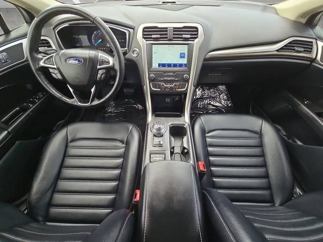 Used 2020 Ford Fusion SEL FWD image 20
