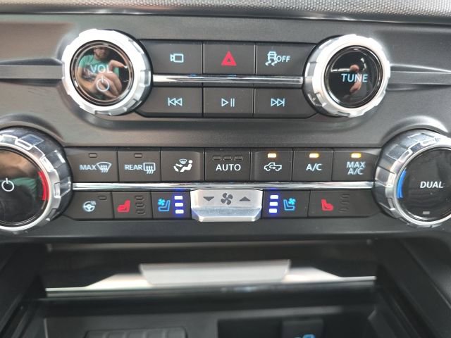 Certified 2025 Ford F250 Platinum image 20