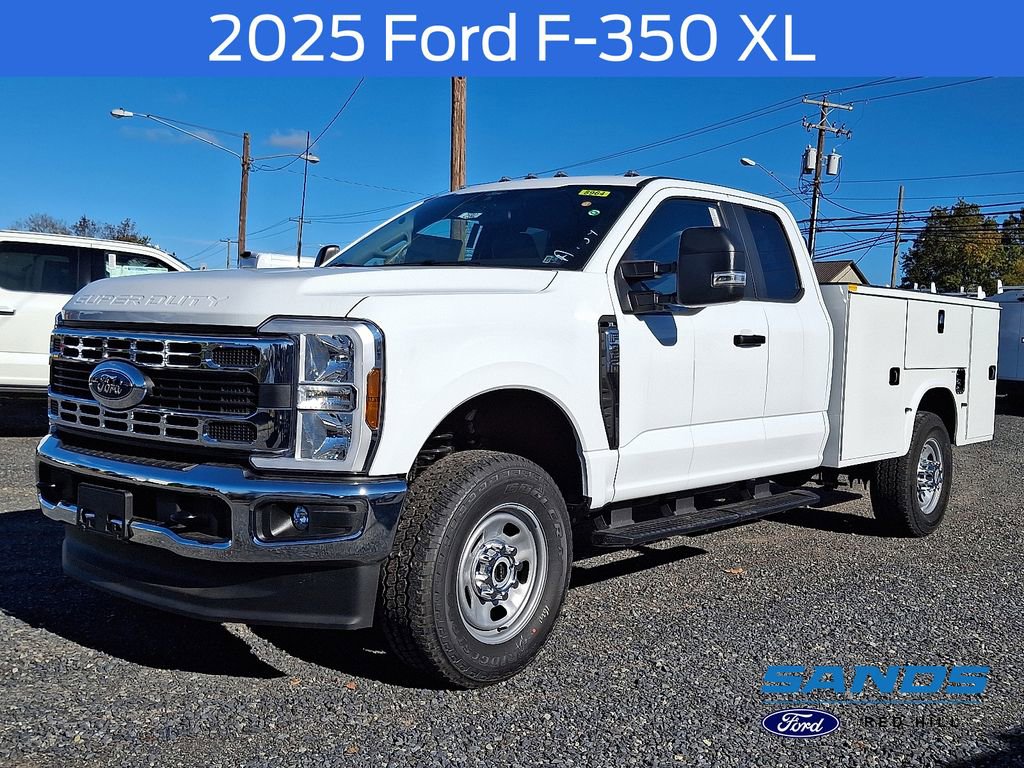 New 2025 Ford F350 XL w/ XL Chrome Package