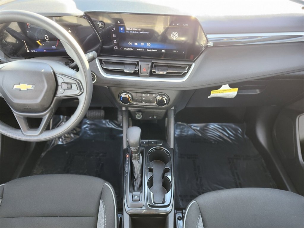 Used 2025 Chevrolet TrailBlazer LS w/ LS Confidence Package image 12