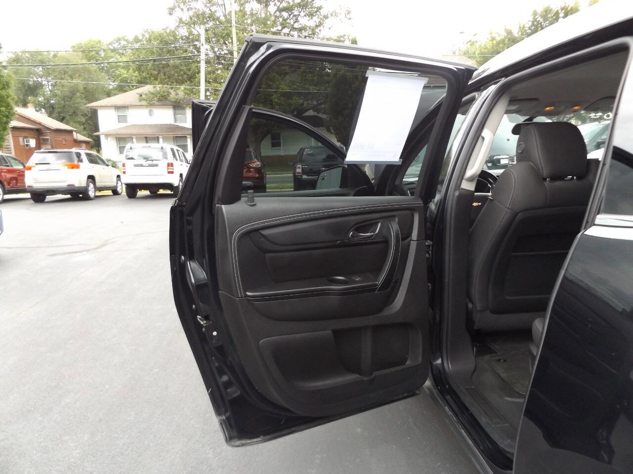 Used 2014 Chevrolet Traverse LT image 20