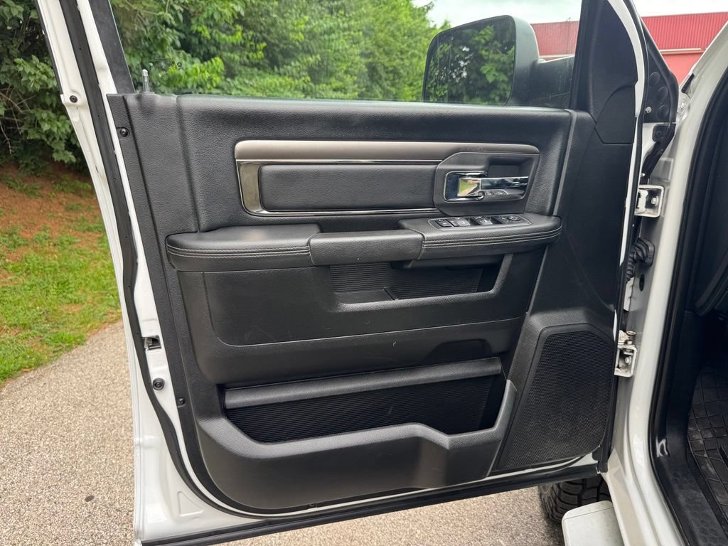 Used 2018 RAM 2500 Laramie w/ Sport Appearance Group AWD/4WD image 26
