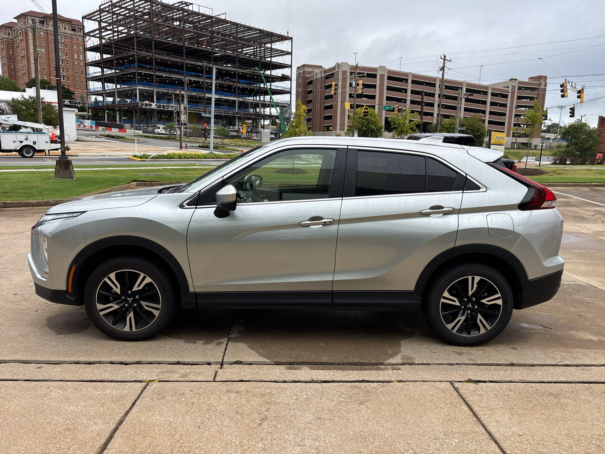 Used 2025 Mitsubishi Eclipse Cross SE AWD/4WD image 5