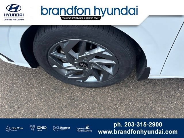 Certified 2024 Hyundai Elantra SEL FWD image 32