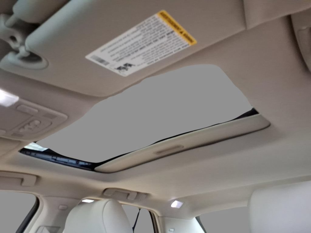 Used 2008 Cadillac DTS w/ Sun And Sound Package FWD image 18