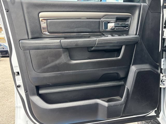 Used 2018 RAM 2500 Laramie w/ Sport Appearance Group AWD/4WD image 15