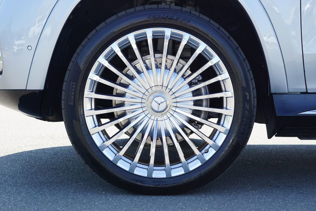Certified 2025 Mercedes-Benz Maybach GLS 600 4MATIC image 9