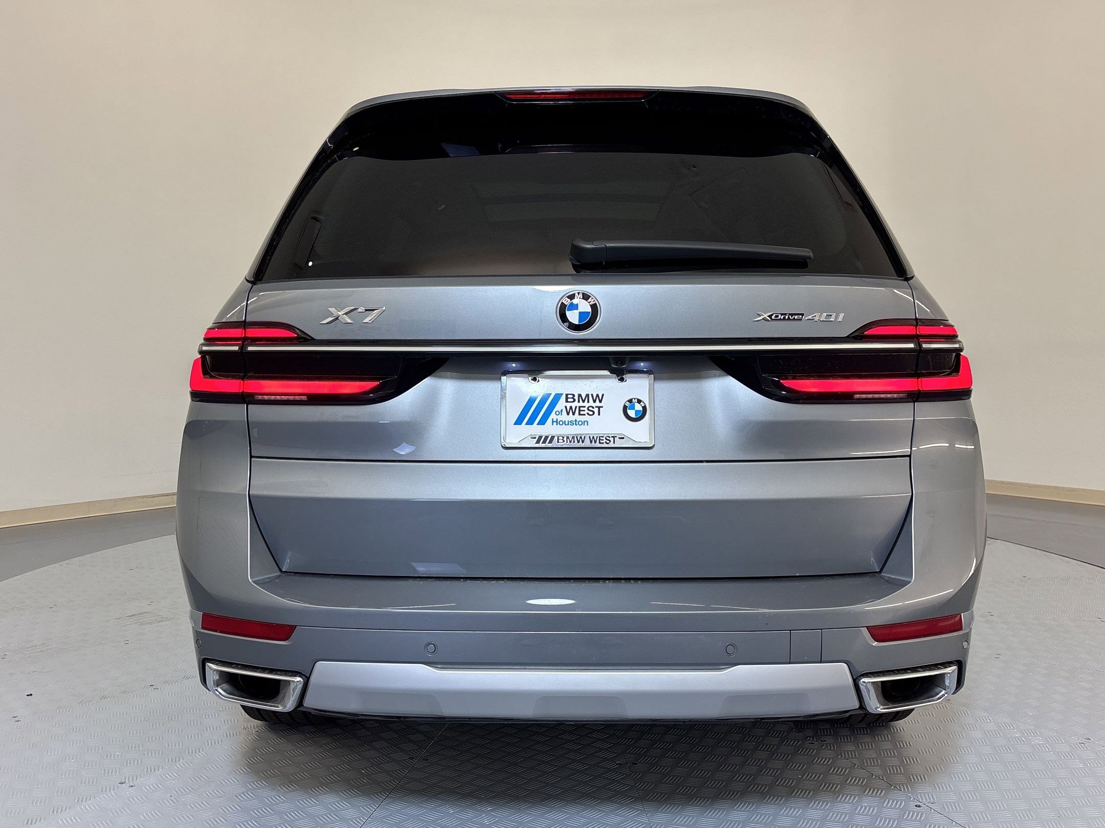 Used 2026 BMW X7 xDrive40i image 9