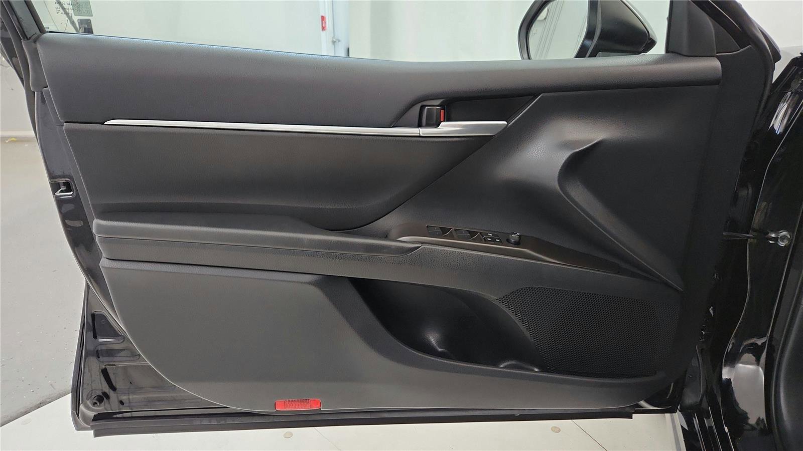 Certified 2024 Toyota Camry SE w/ Cold Weather Package FWD image 25