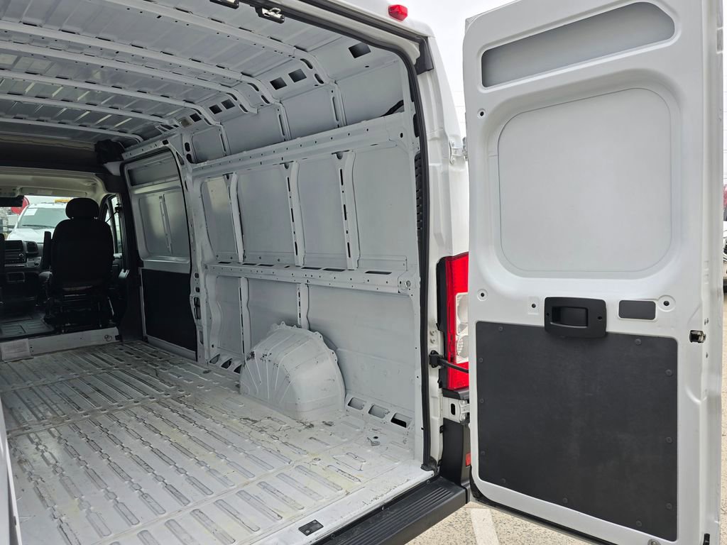 Used 2023 RAM ProMaster 3500 image 12