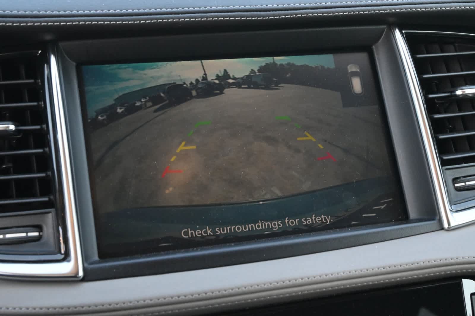 Certified 2023 INFINITI QX50 Luxe FWD image 14