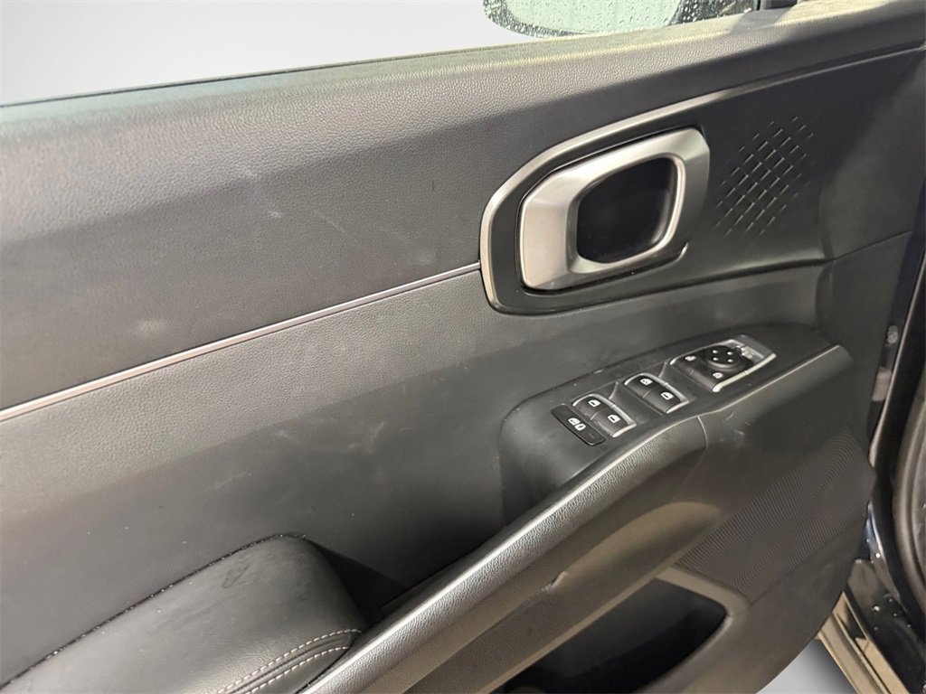 Certified 2022 Kia Sorento EX image 14