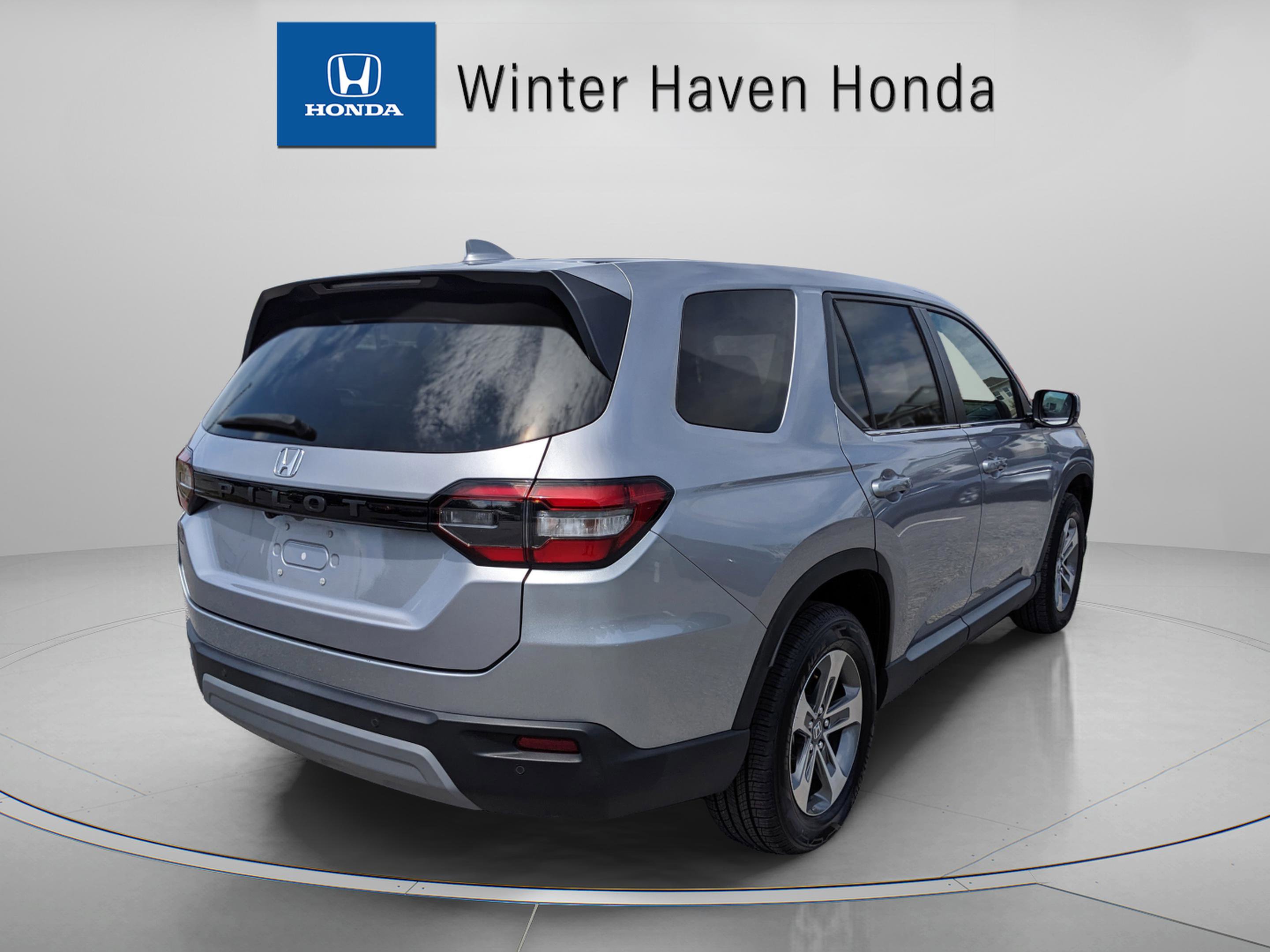 Used 2024 Honda Pilot EX-L image 8