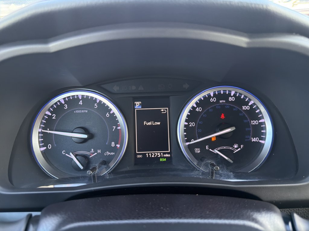 Used 2018 Toyota Highlander Limited AWD/4WD image 32