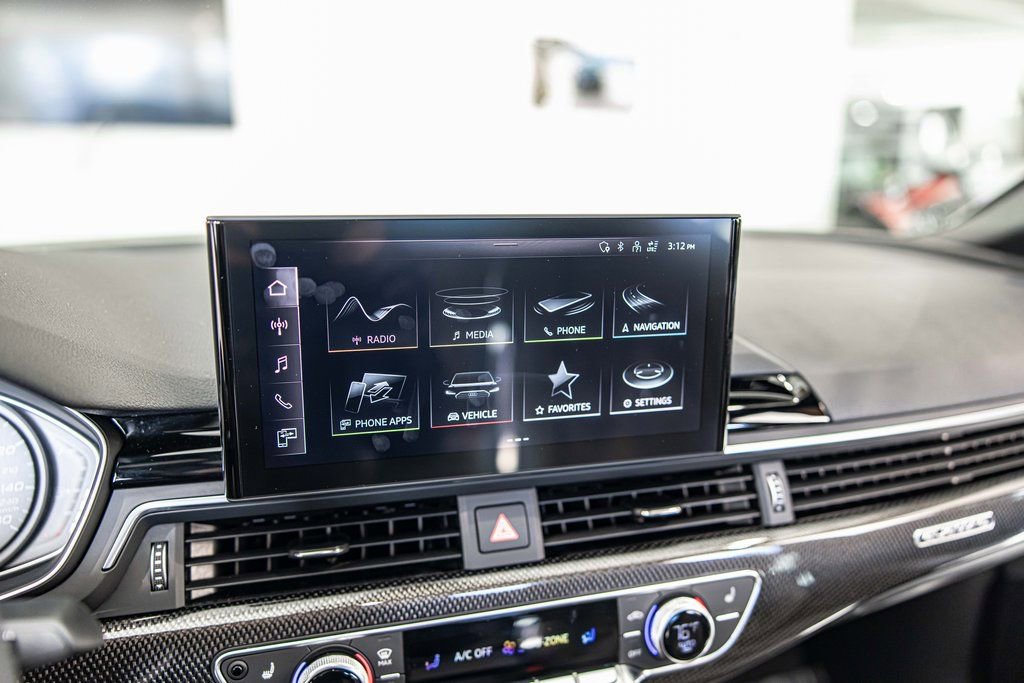 Used 2023 Audi S4 Premium w/ Convenience Package image 25