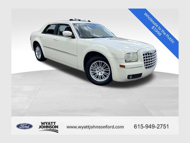 Used 2008 Chrysler 300 Touring w/ Comfort/Convenience Group RWD image 1