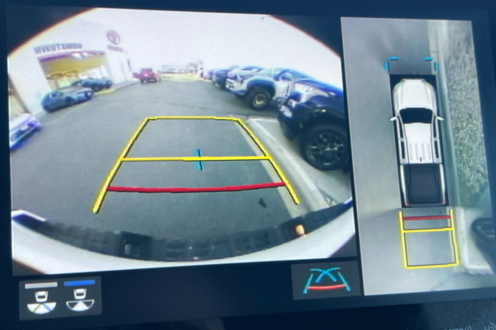 Certified 2023 Toyota Tacoma TRD Off-Road w/ Advanced Technology Package image 15