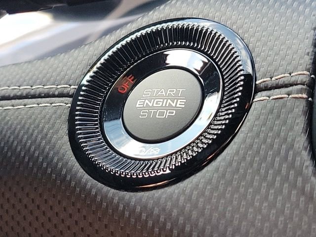 Used 2024 Jeep Compass Latitude w/ Sun and Sound Group image 39