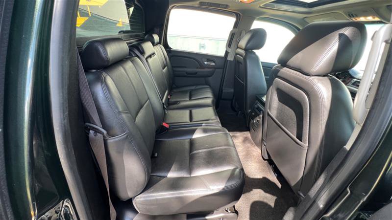 Used 2013 Chevrolet Avalanche LT RWD image 50