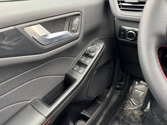 Certified 2023 Ford Escape ST-Line w/ Tech Pack #1 image 30