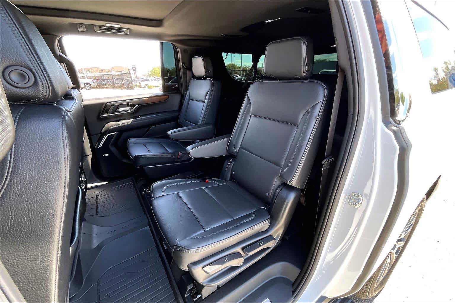 Used 2026 GMC Yukon XL Denali w/ Sun & Power Step Package RWD image 20