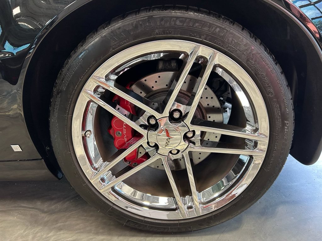 Used 2008 Chevrolet Corvette Z06 w/ Preferred Equipment Group RWD image 17